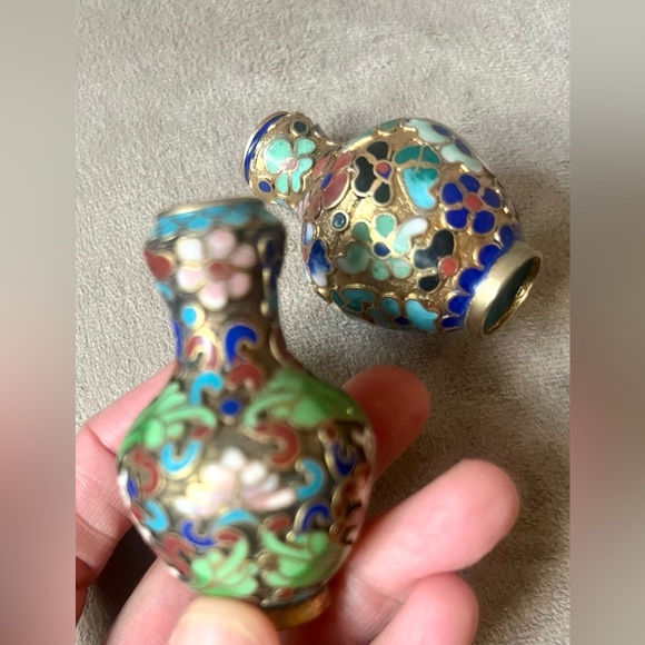 VTG Miniature Vases Chinese Cloisonne Enamel Yellow Brass Multicolor Floral - Picture 8 of 11